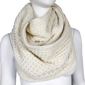 Ann Taylor LOFT Infinity Scarf & Hat Set